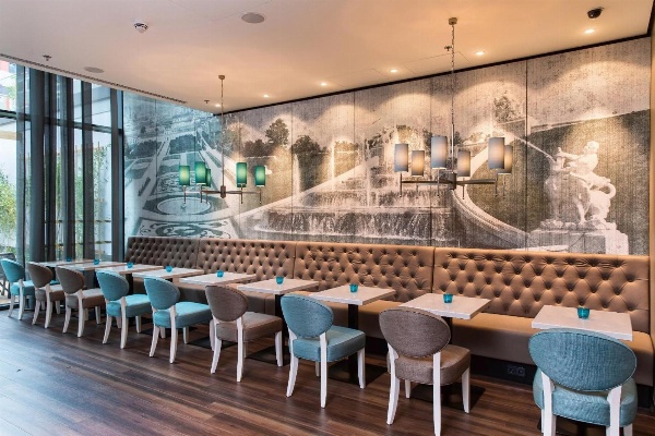 Motel One Wien-Hauptbahnhof image 2