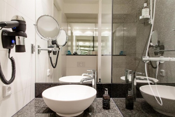 Motel One Wien-Hauptbahnhof image 24