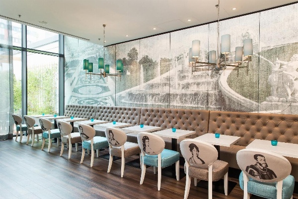 Motel One Wien-Hauptbahnhof image 4